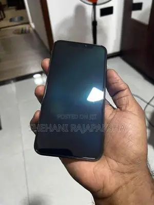 Apple iPhone XS Max (Used)