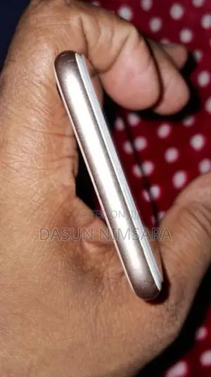 Apple iPhone 8 (Used)