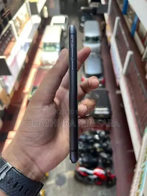 Apple iPhone 11 (Used)