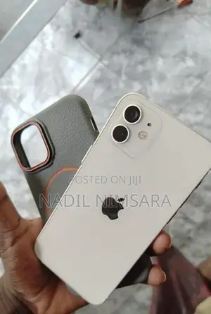 Apple iPhone 12 (Used)