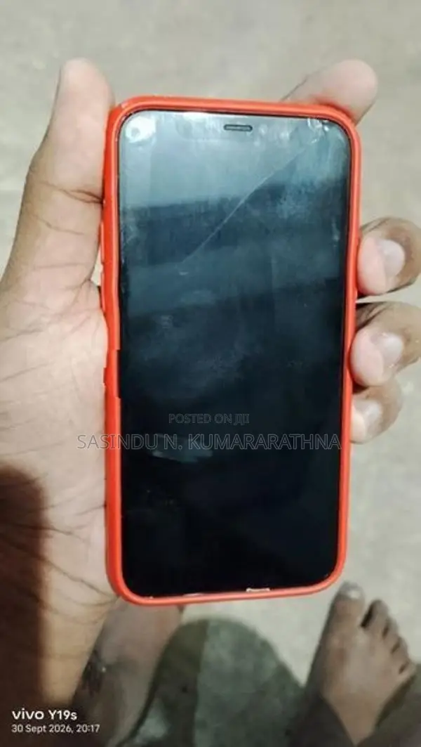 Apple iPhone 11 Pro (Used)