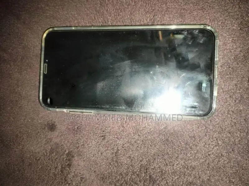 Apple iPhone XS Max (Used)