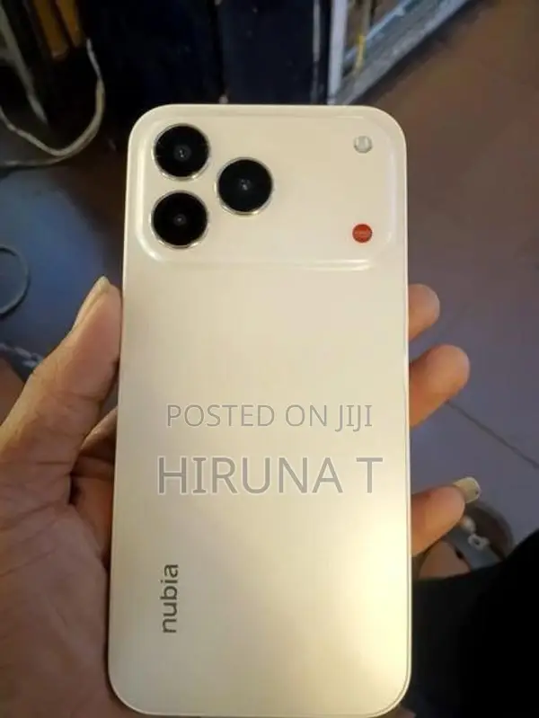 ZTE nubia V80 Design (Used)