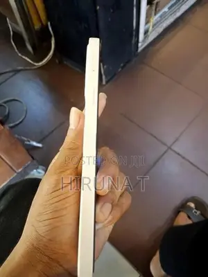 ZTE nubia V80 Design (Used)