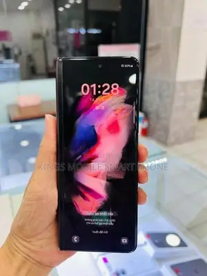 Samsung Galaxy Z Flip 6 5G 256GB (Used)