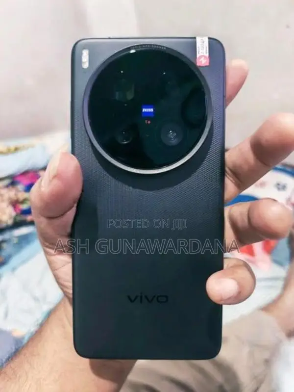 Vivo X200 Pro 12GB 256GB (Used)