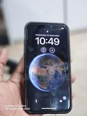 Apple iPhone 11 Pro Max (Used)