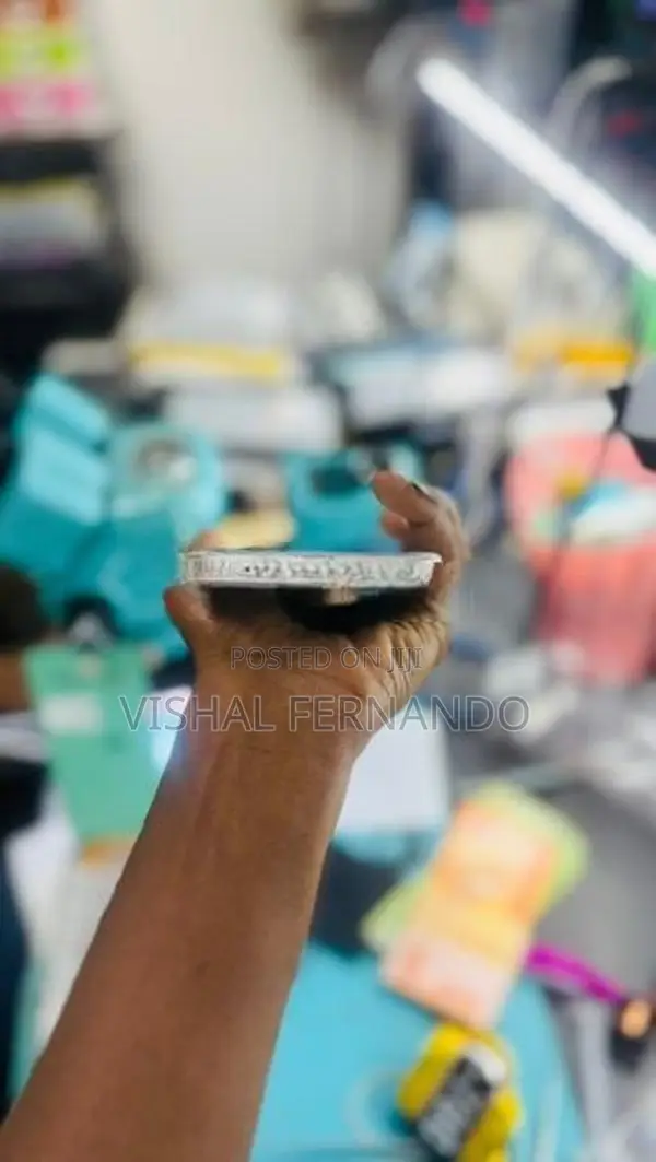 Apple iPhone 13 (Used)