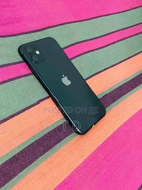 Apple iPhone 11 (Used)