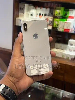 Apple iPhone X (Used)