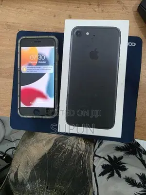 Apple iPhone 7 (Used)