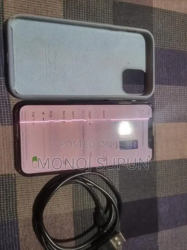 Apple iPhone 11 Pro (Used)