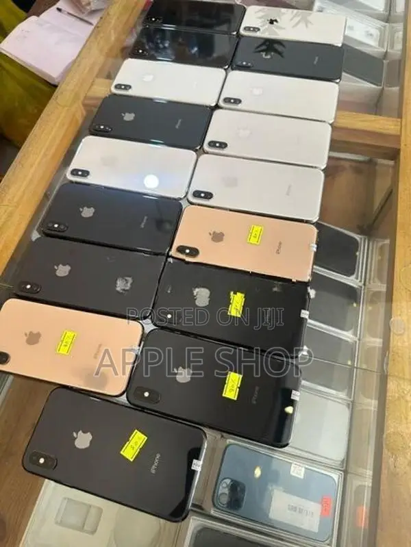 Apple iPhone XS 256GB (Used)