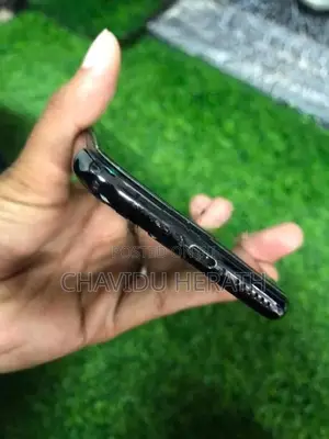 Apple iPhone XS (Used)