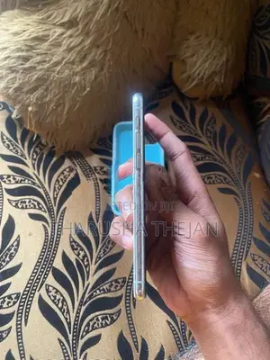Apple iPhone 11 Pro (Used)