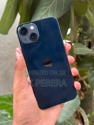 Apple iPhone 13 (Used)