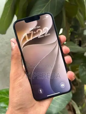 Apple iPhone 13 (Used)