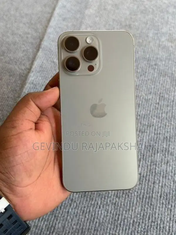 Apple iPhone 15 Pro Max (Used)