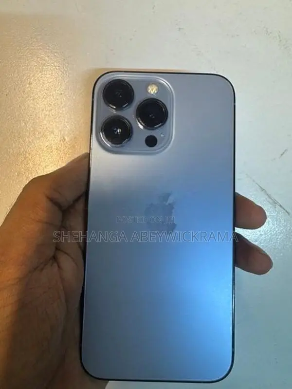 Apple iPhone 13 Pro (Used)