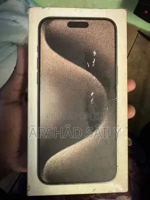 Apple iPhone 15 Pro Max Natural Titanium (Used)