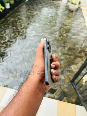 Apple iPhone 15 Pro (Used)