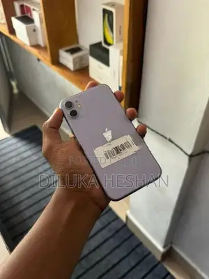 Apple iPhone 11 64GB (Used)