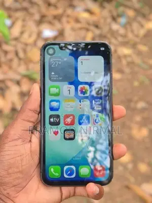 Apple iPhone 11 (Used)