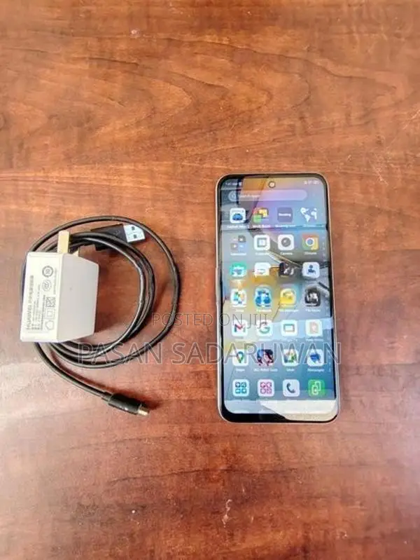ZTE nubia V70 Design 8GB (Used)