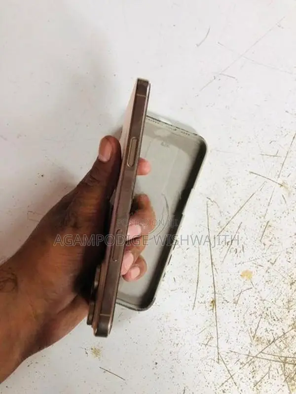 Apple iPhone 16 Pro Max (Used)