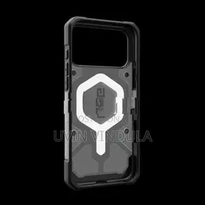 UAG Pathfinder Clear Case - iPhone 17 Pro Max