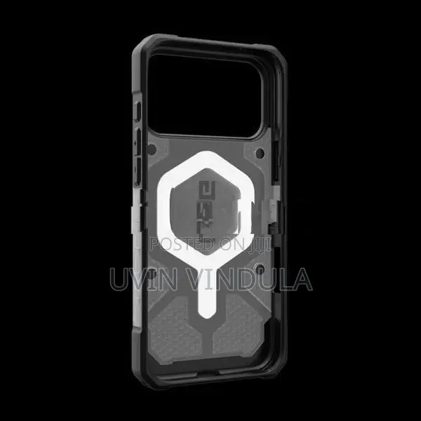 UAG Pathfinder Clear Case - iPhone 17 Pro Max