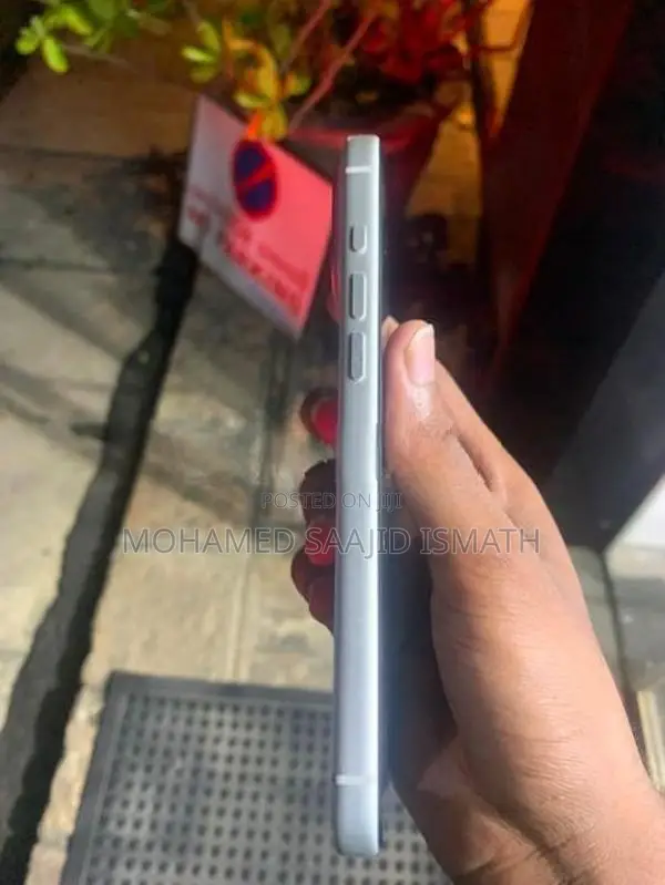 Apple iPhone 17 Pro Max (Used)
