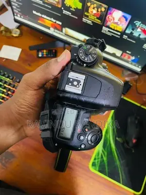 Nikon D7500