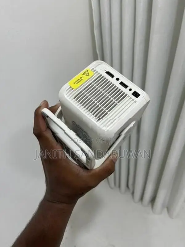 Hy 310x Projecter