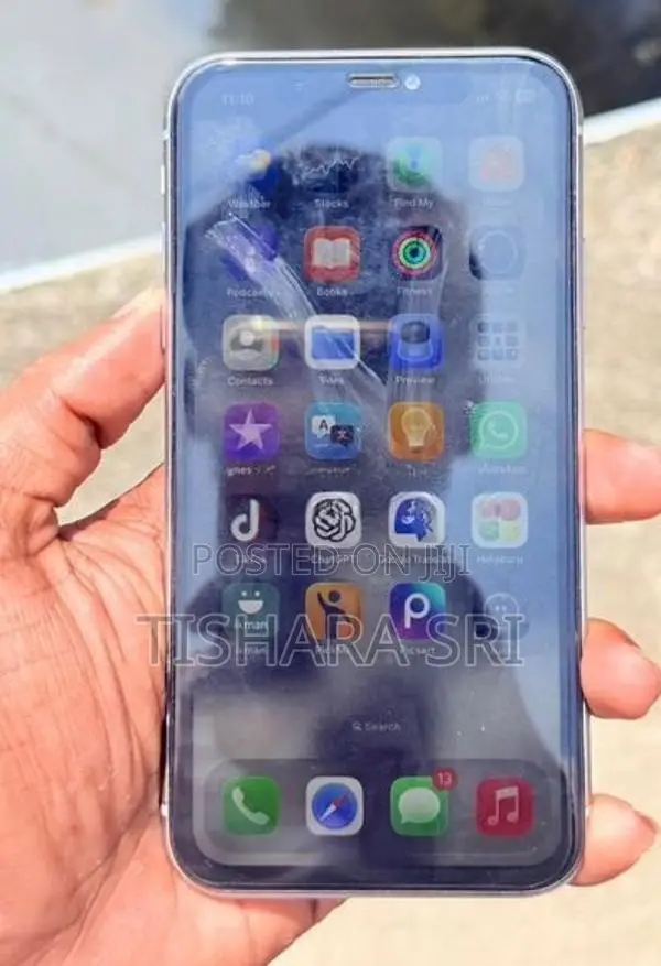 Apple iPhone 11 (Used)