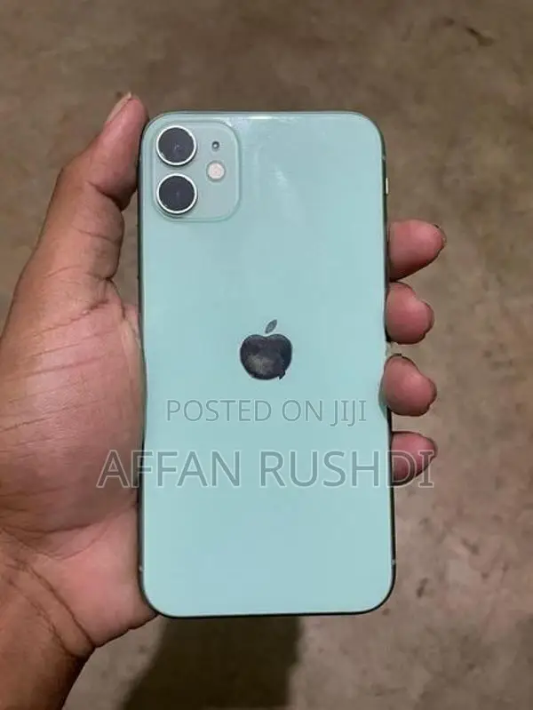 Apple iPhone 11 (Used)