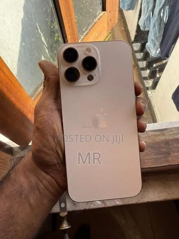 Apple iPhone 16 Pro Max (Used)