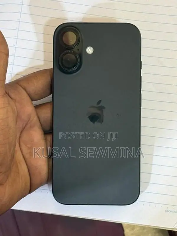 Apple iPhone 16 256GB (Used)