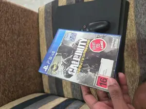 Sony PlayStation 4 Slim