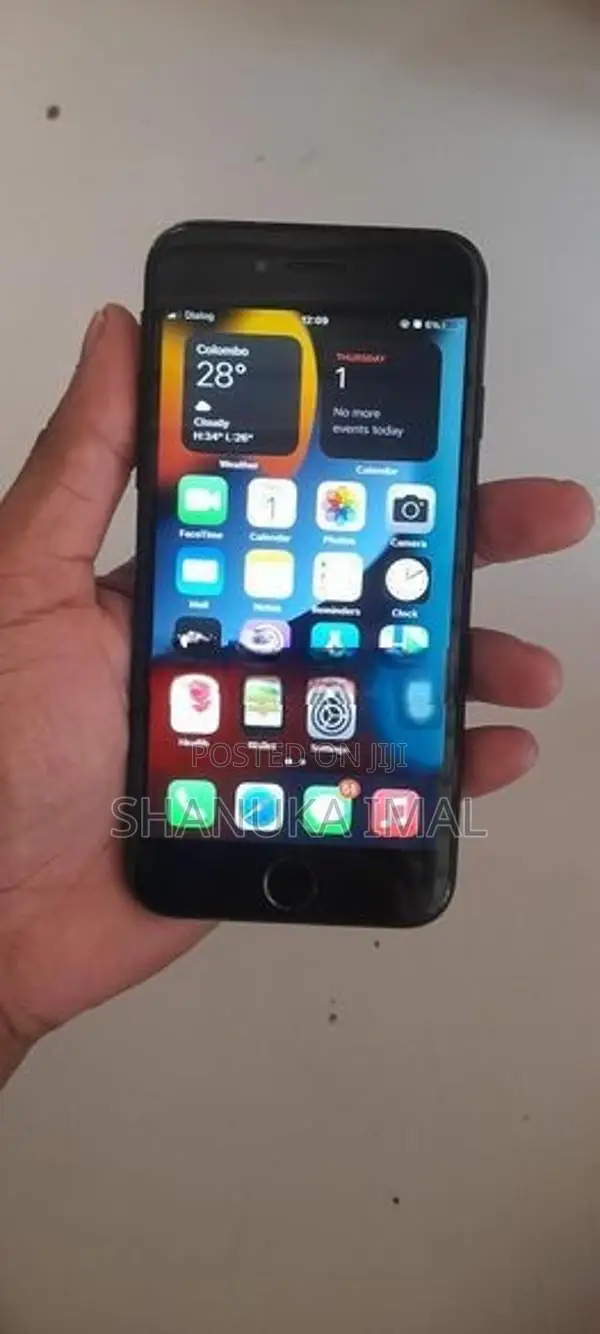 Apple iPhone 7 (Used)