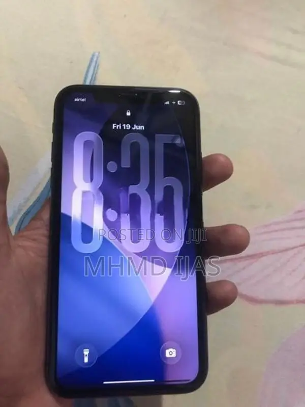 Apple iPhone 11 (Used)