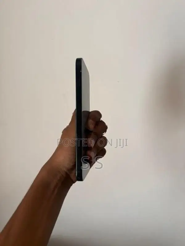 Apple iPhone 15 Plus (Used)