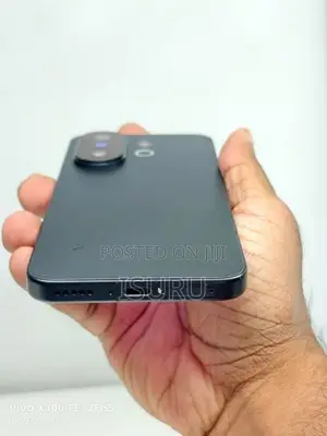 Vivo X200fe 16GB 512GB (Used)