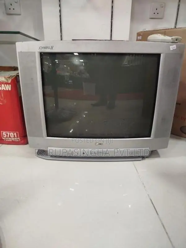 LG 24 CRT Tv