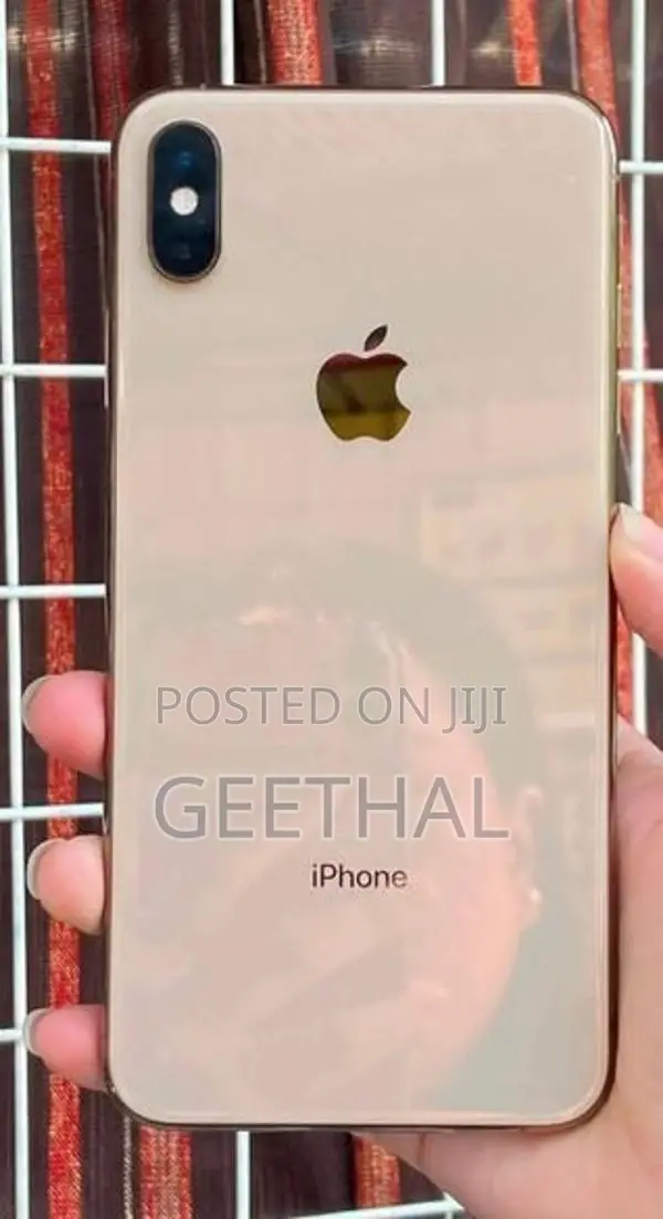 Apple iPhone XS Max (Used)