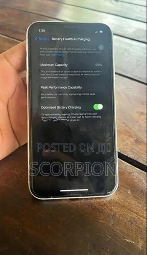 Apple iPhone XR (Used)