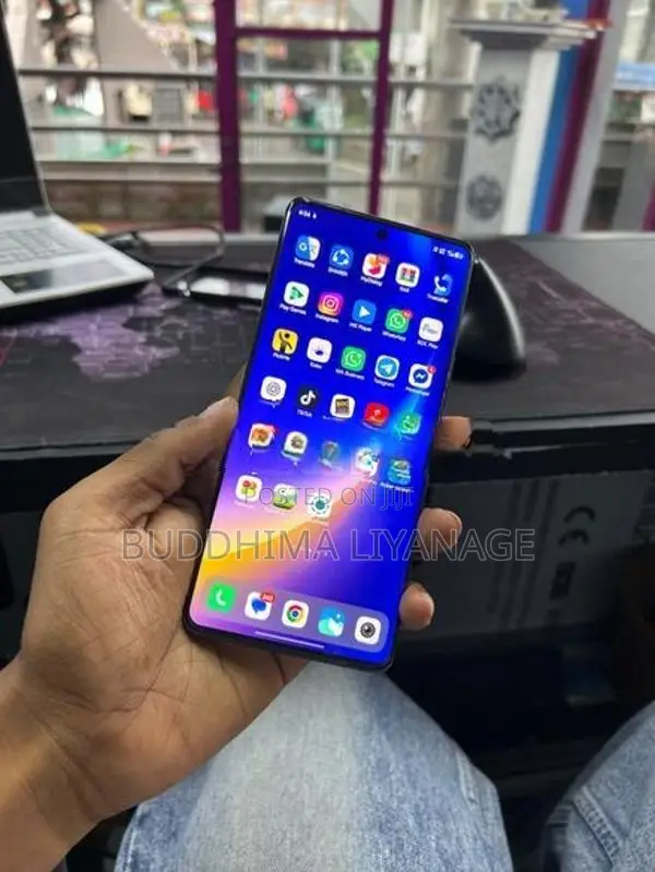 Vivo V40 (Used)