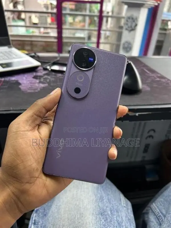Vivo V40 (Used)