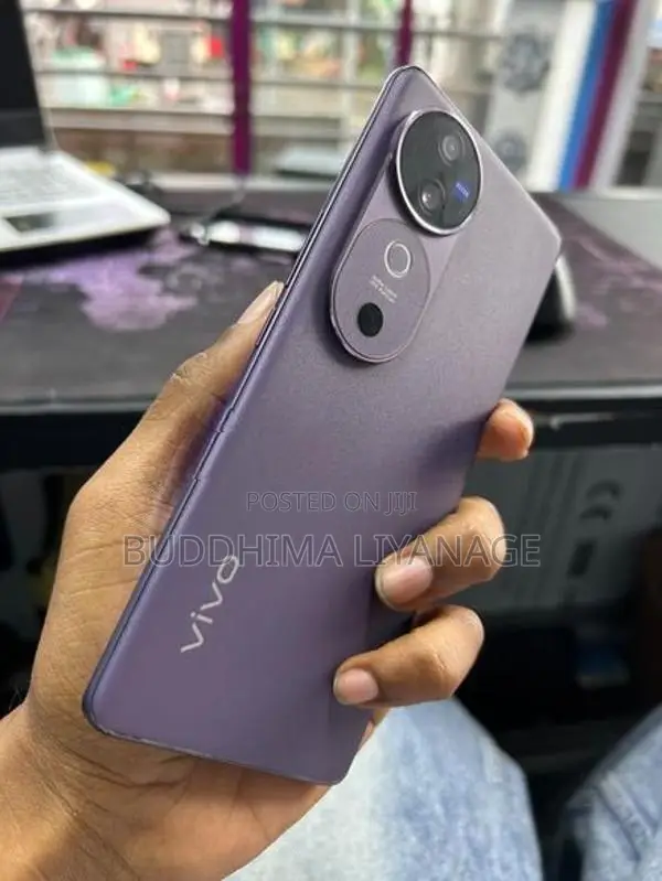 Vivo V40 (Used)
