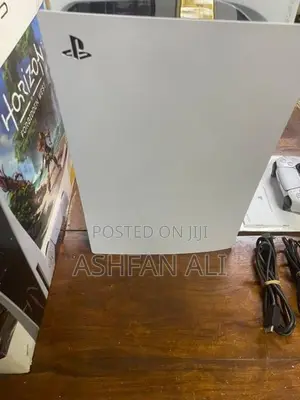Sony Ps5 Standard 825GB